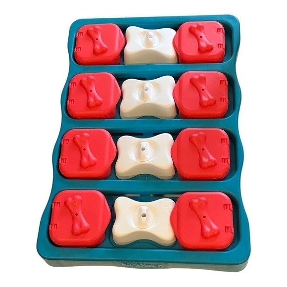 Nina Ottosson Outward Hound Dog Brick Treat Dispensing Puzzle Toy Stimulate - Picture 2 of 8